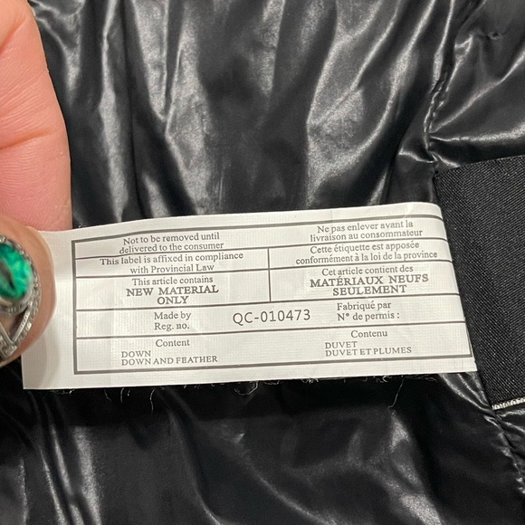 Like New Women’s X-Small Aqua Down Vest With Faux-fur Trim Hood In Camouflage - Picture 12 of 12